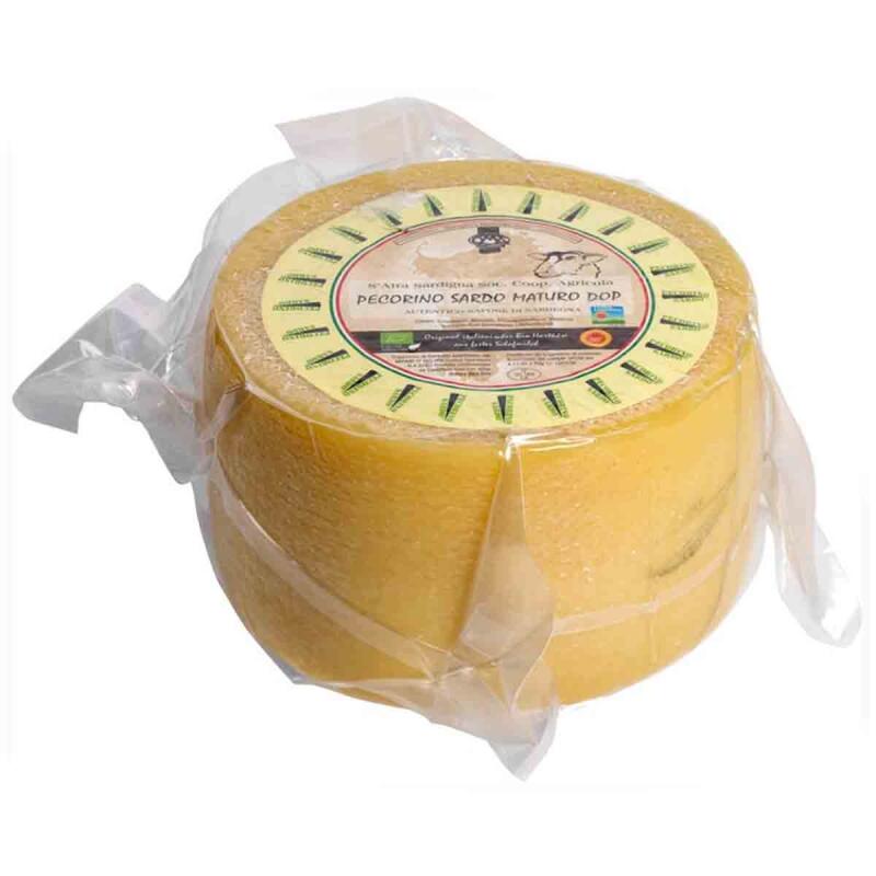 Schapenkaas Pecorino Sardo van Öma, 1x 2 kg.