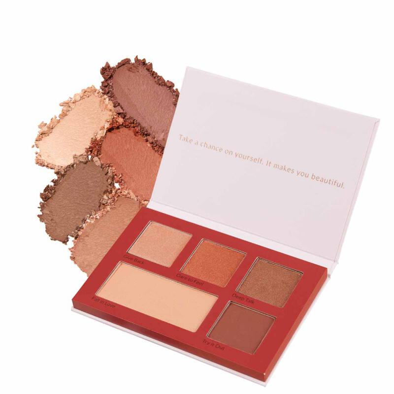 Eyeshadow `experiencing life` van KIA CHARLOTTA, 1 x 12,8 g
