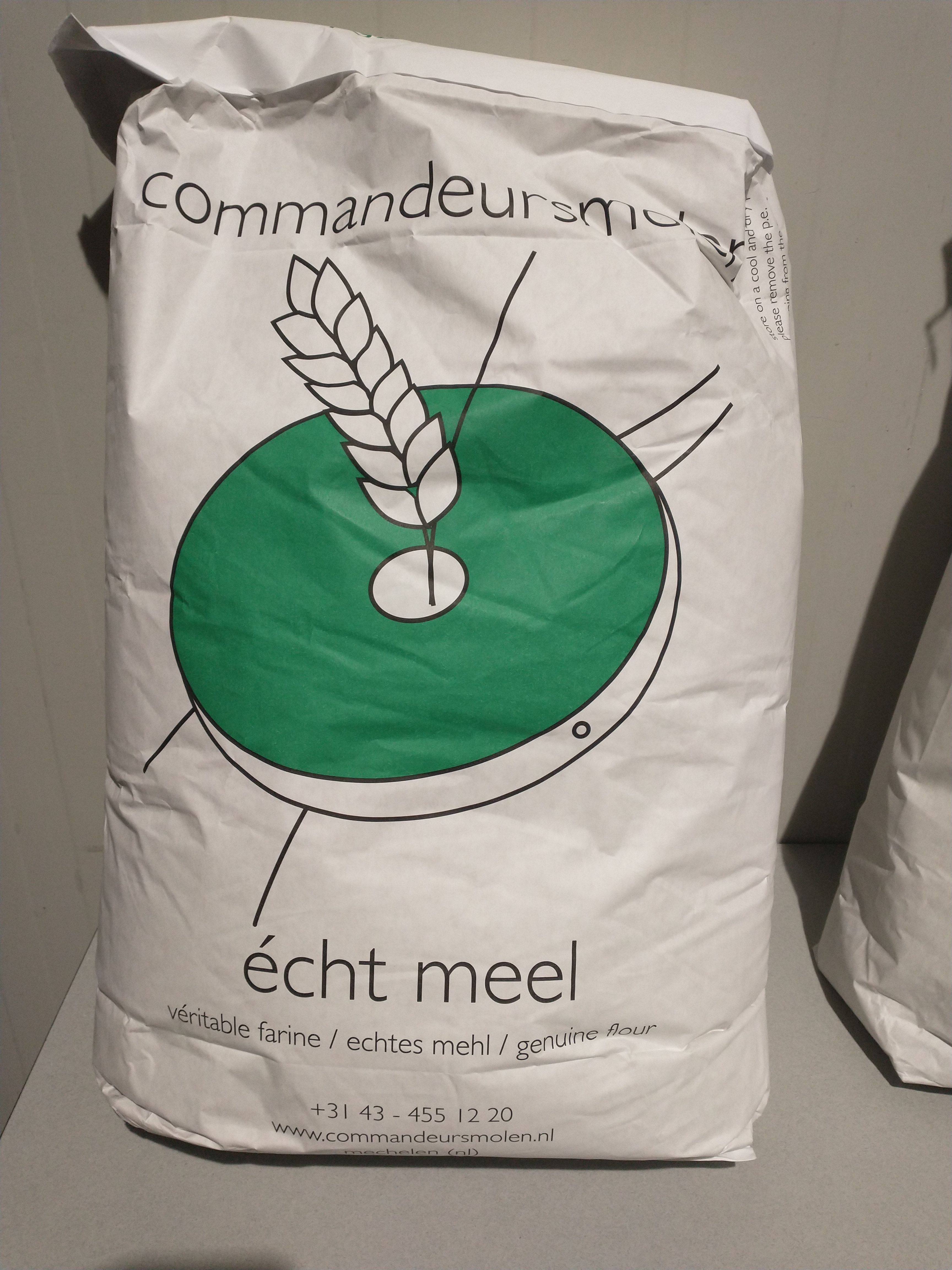 Tarwefijnmeel gebuild 80% van De Nieuwe Band, 1 x 25 kg