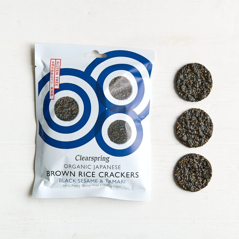 Brown Rice Crackers Black Sesame van Clearspring, 12 x 40 g